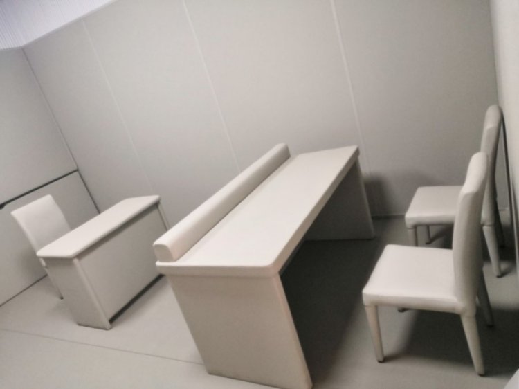審訊室防撞軟包室內安裝效果圖.jpg 審訊室防撞軟包室內安裝效果圖.jpg