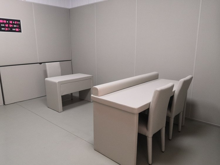 談話(huà)室防撞軟包工程案例.jpg 談話(huà)室防撞軟包工程案例.jpg