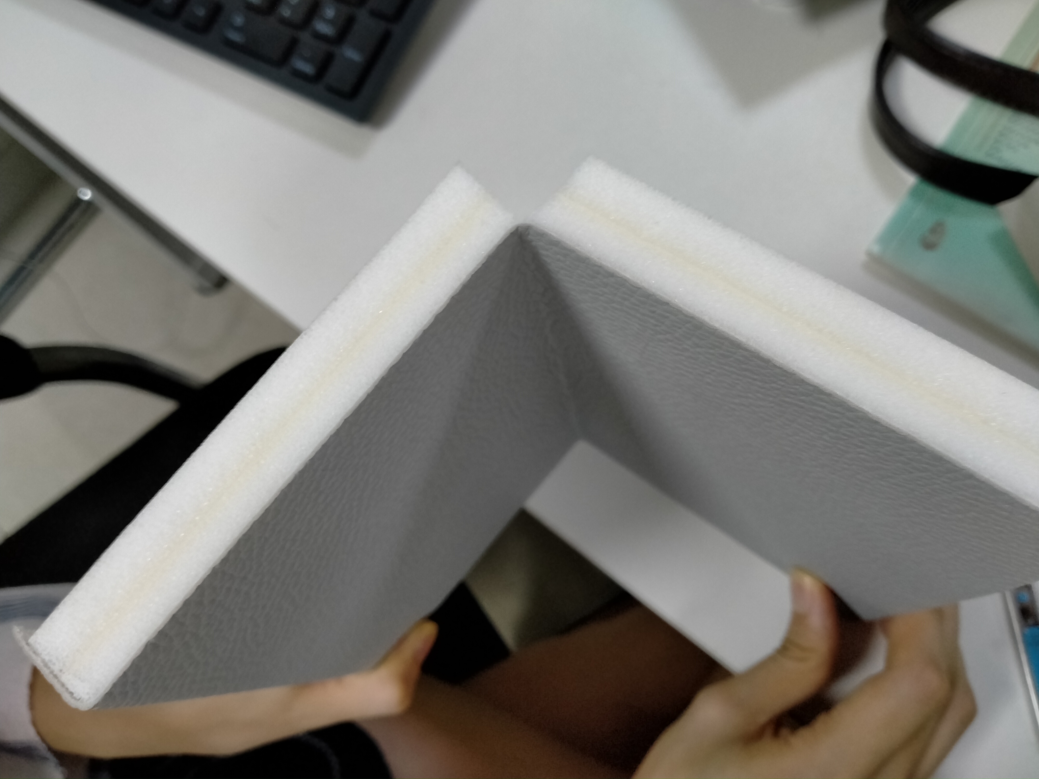 談話(huà)室防撞軟包陰角處理效果.jpg 談話(huà)室防撞軟包陰角處理效果.jpg